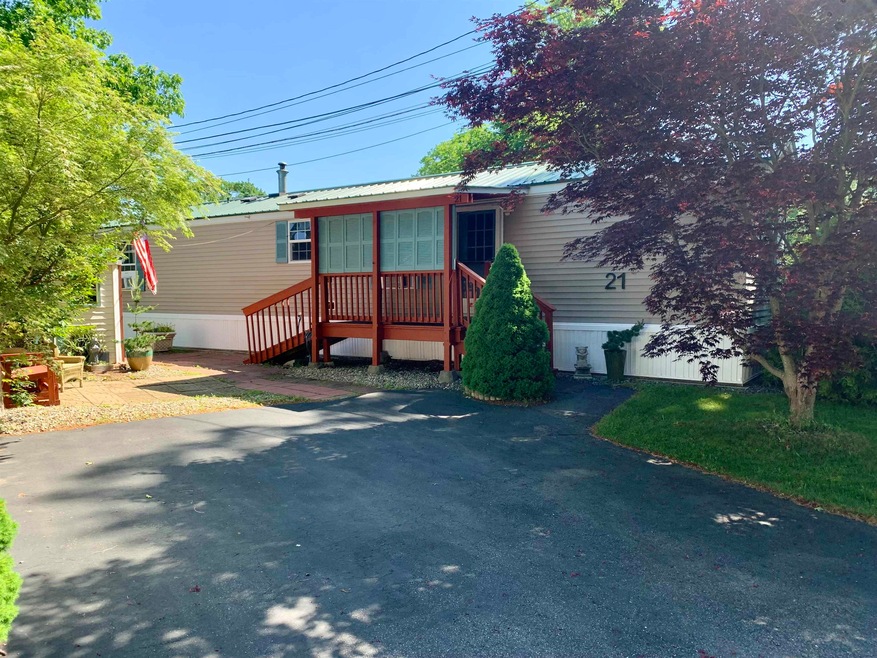 21 Chestnut Rd, North Hampton, NH 03862 - photo 1