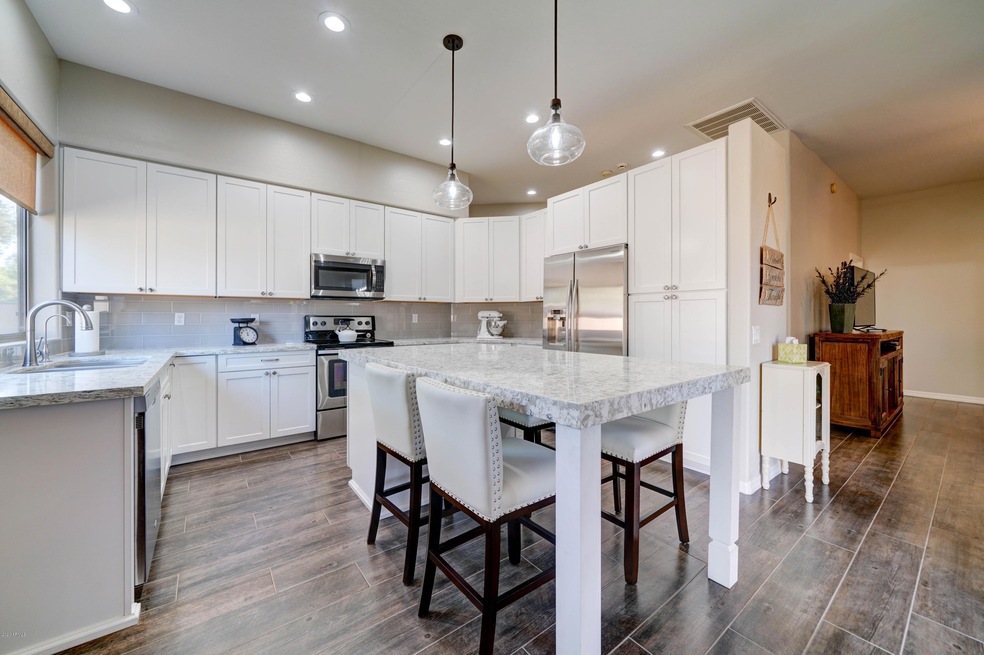 810 E Sheffield Ave-10 (1)