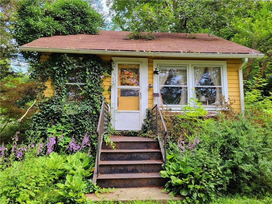 13 Webb Rd, Naugatuck, CT 06770 - photo 1