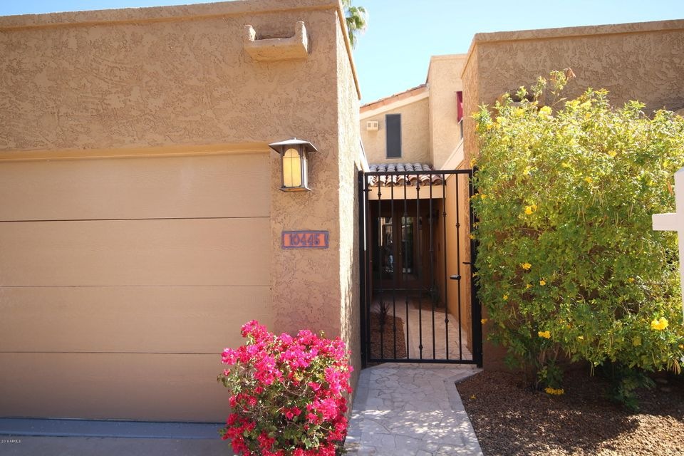 FRONT ENTRY 2