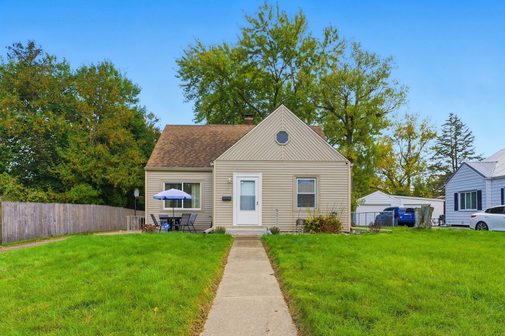 17 Gordon Blvd, Battle Creek, MI 49037 - photo 1