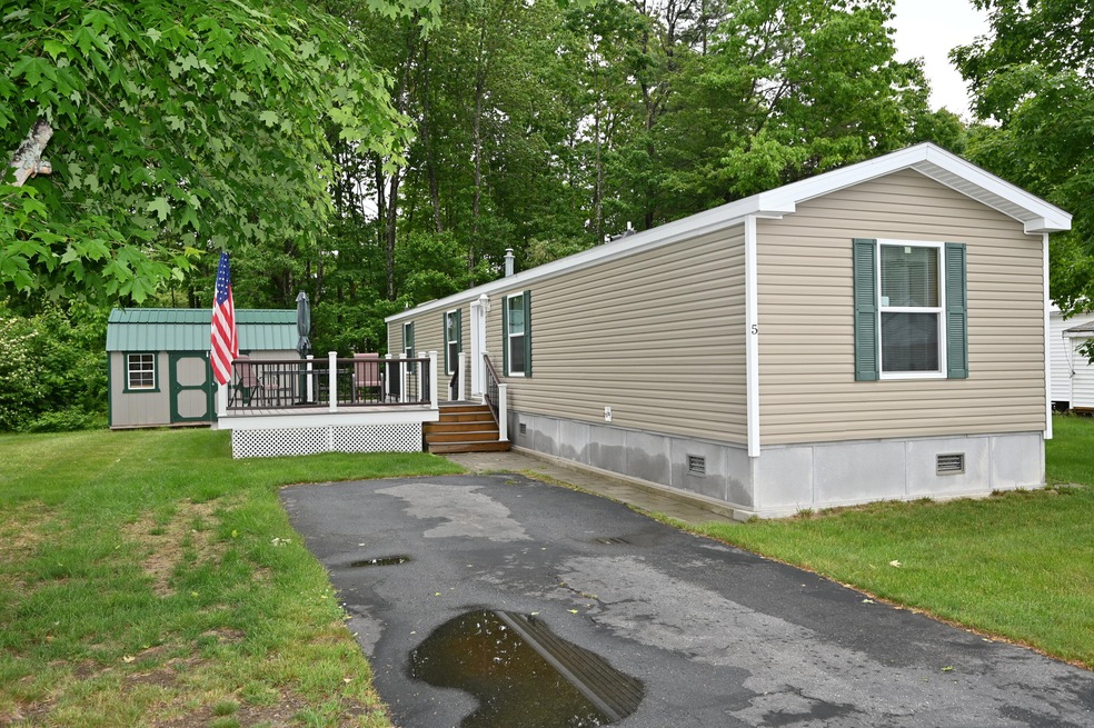 5 Patio Park Ln, Gorham, ME 04038 - photo 1