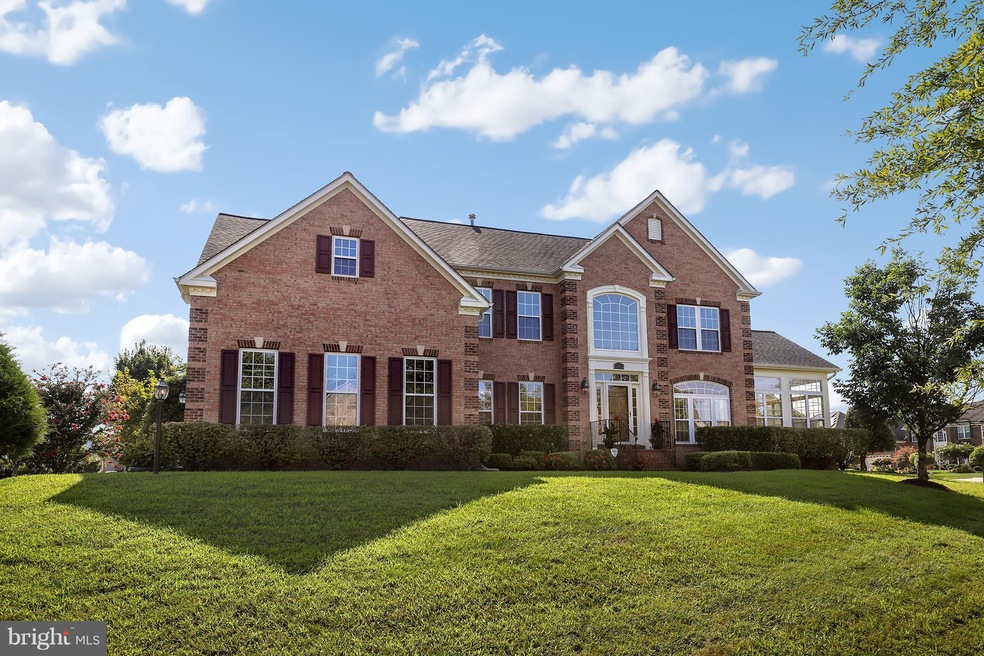 12413 James Madison Ln, Glenn Dale, MD 20769 - photo 1