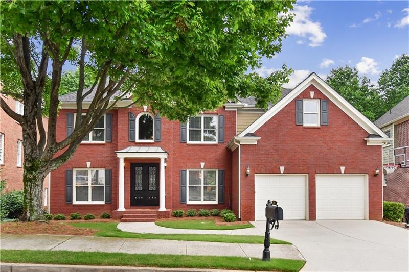 Immaculate 6 bedroom/5 bathroom home with full fin