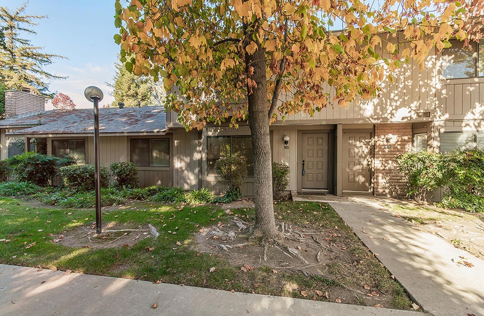 111623-4676-E-Alamos-Ave-Unit-118-Fresno