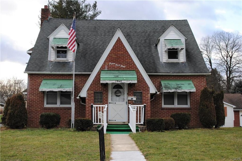 Welcome to 1548 N 25th Street in South Whitehall
