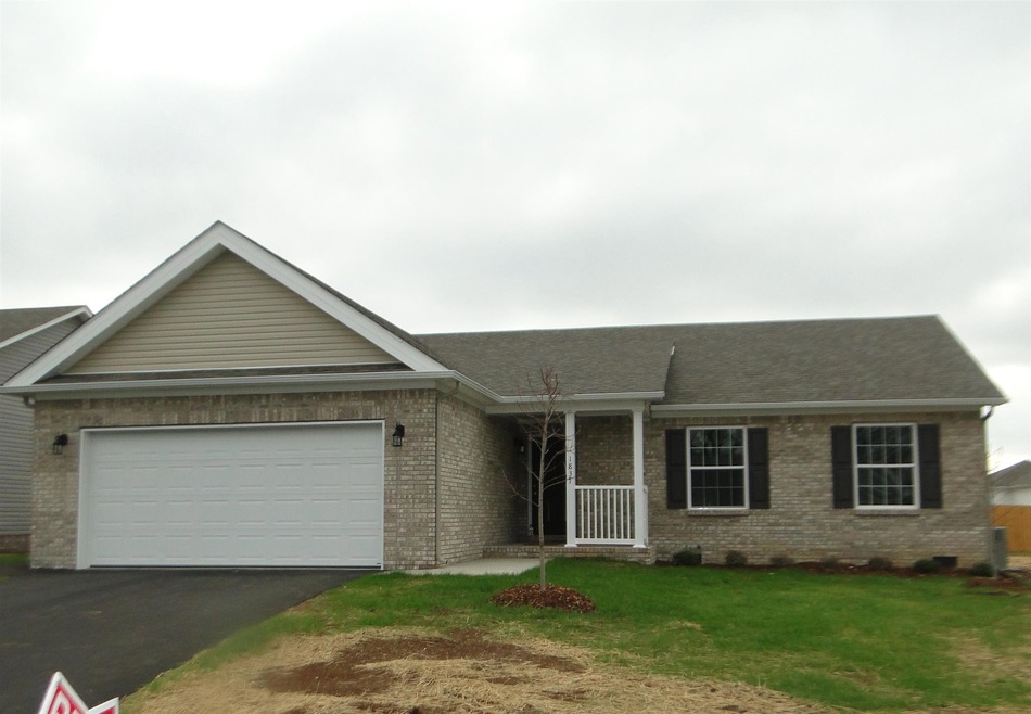 1837 Lakin Ln, Columbia, TN 38401 - photo 1