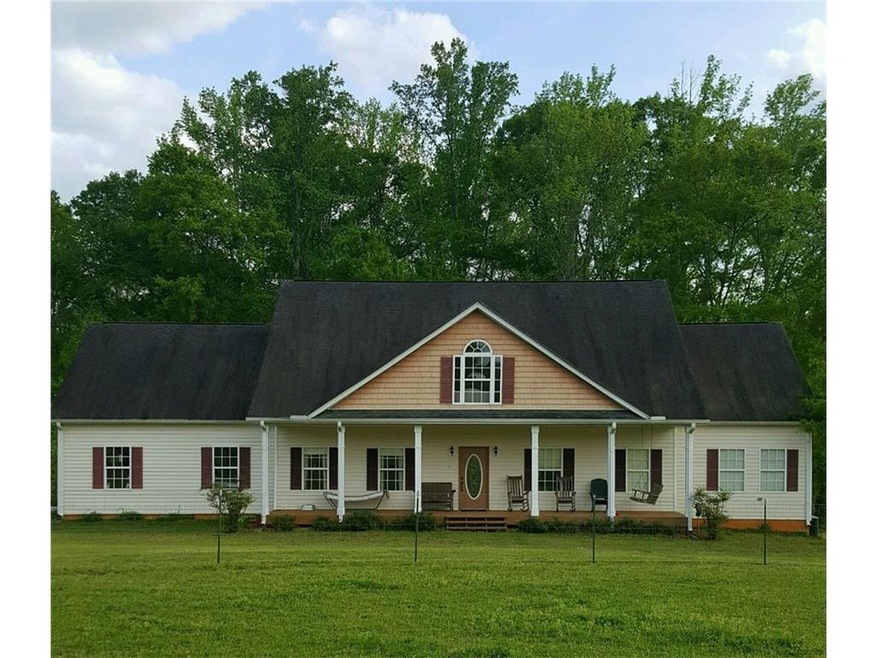 304 E Davis Bridge Rd, Villa Rica, GA 30180 - photo 1