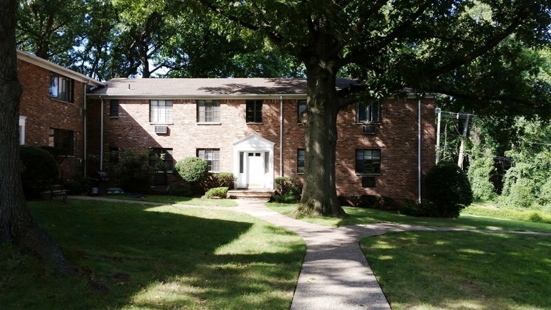 75C Troy Dr unit C, Springfield, NJ 07081 - photo 1