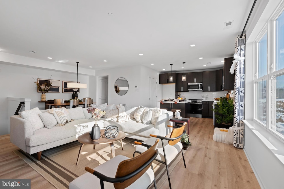 243 Chapel Ln unit 79A, King of Prussia, PA 19406 - photo 1