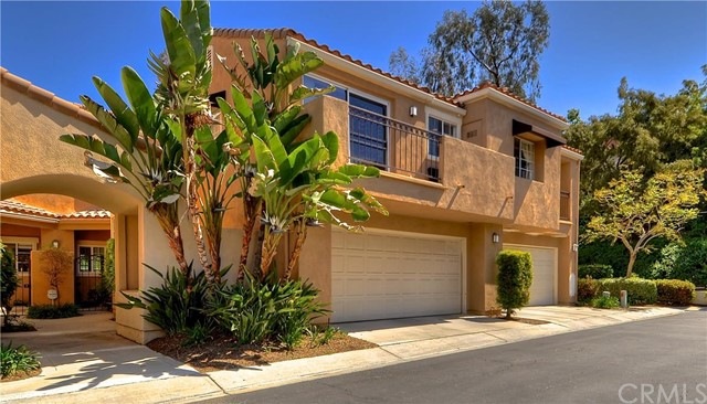 Welcome to Chandon at Marina Hills! End unit, carr