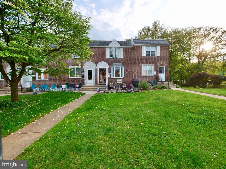 447 Park Dr, Glenolden, PA 19036 - photo 1