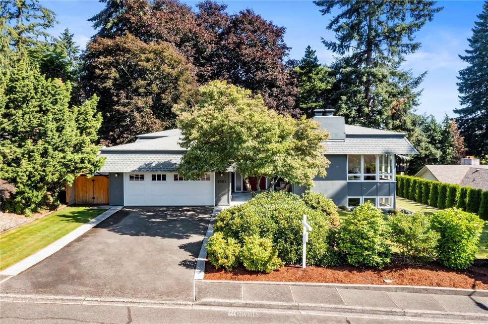1021 Panorama Dr, Fircrest, WA 98466 - photo 1