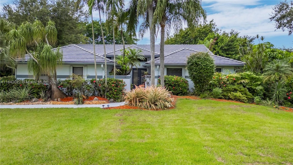 3201 SW 117th Ave, Davie, FL 33330 - photo 1