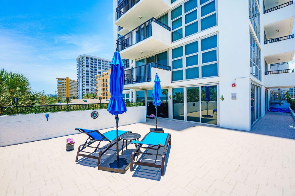 800 sq ft private lanai with unit and a terrace