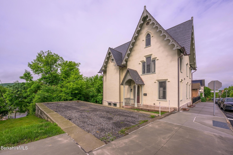 59 Allen St, Hudson, NY 12534 - photo 1