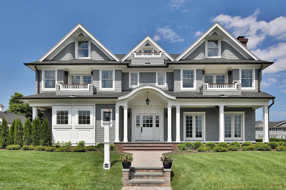 100 Howell Ave