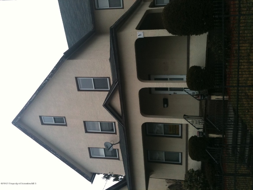 611 Birch St, Scranton, PA 18505 - photo 1