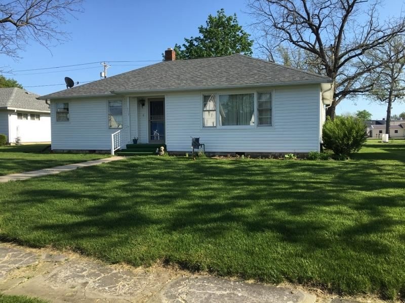 715 W Main St, Portland, IN 47371 - photo 1