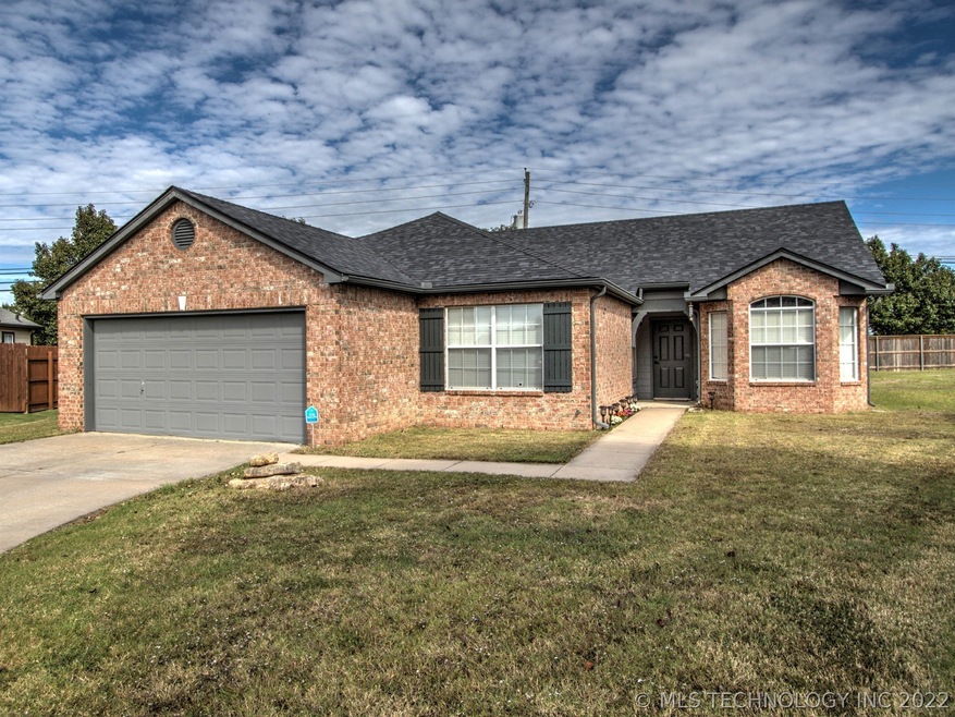 20501 E 41st Place S, Broken Arrow, OK 74014 - photo 1