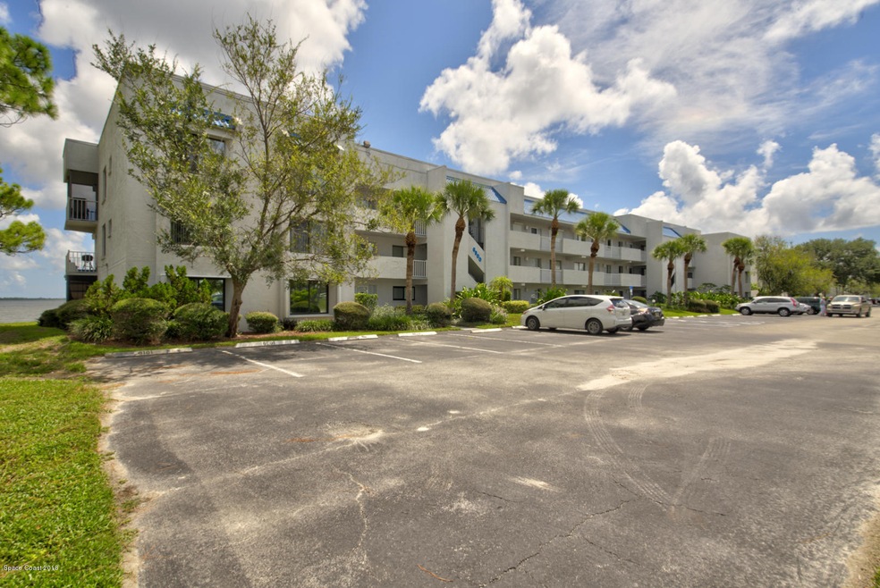 Boardwalk Community front of 6900