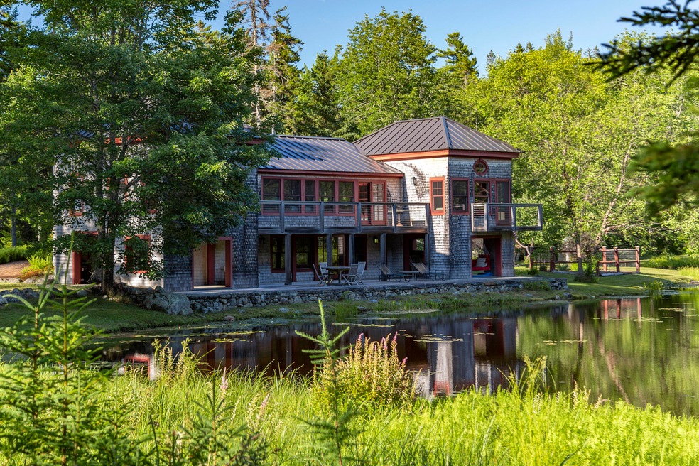 541-Indian-Point-Exterior-1