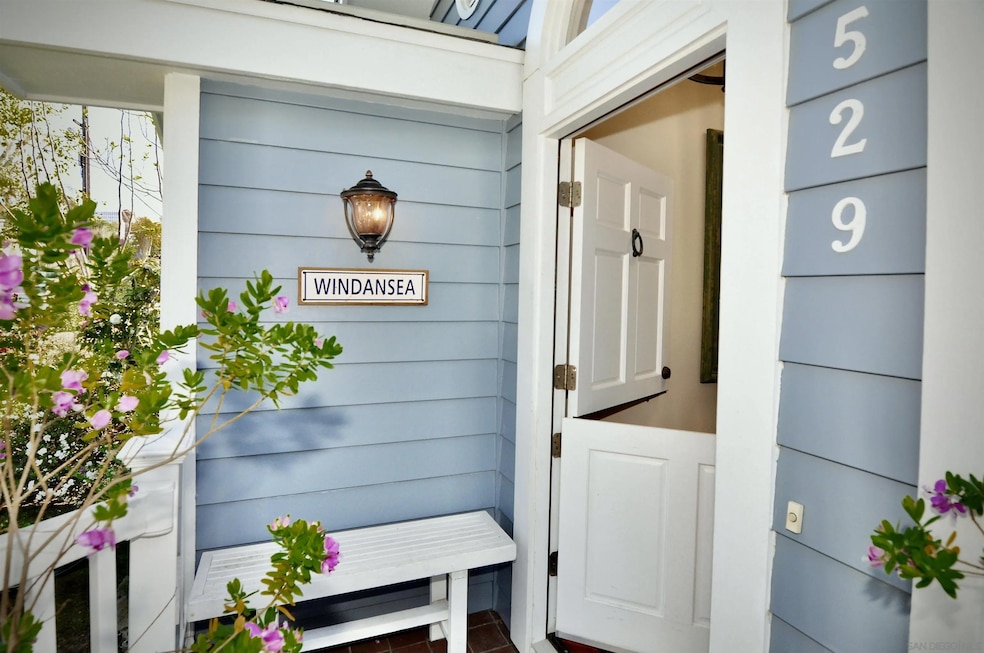 529 Fern Glen, La Jolla, CA 92037 - photo 1