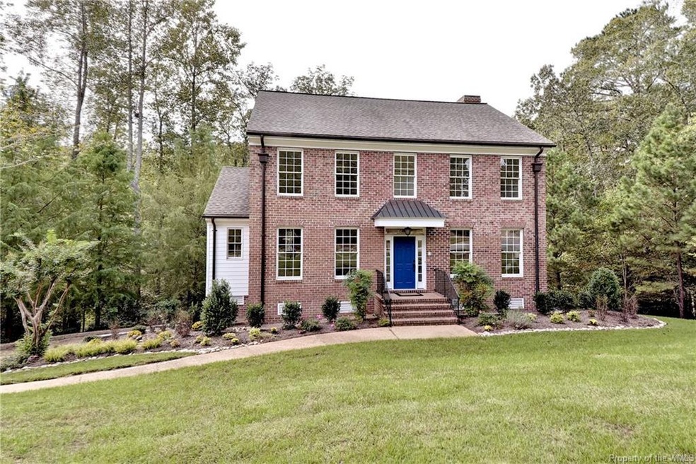 Peaceful and private! Located at the end of a quie