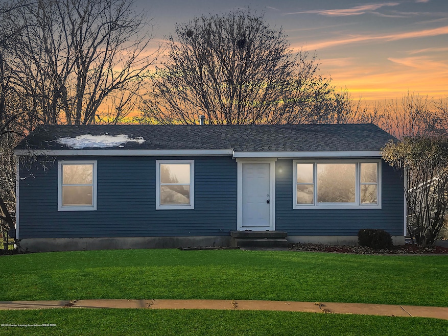 5836 Annapolis Dr, Lansing, MI 48911 - photo 1