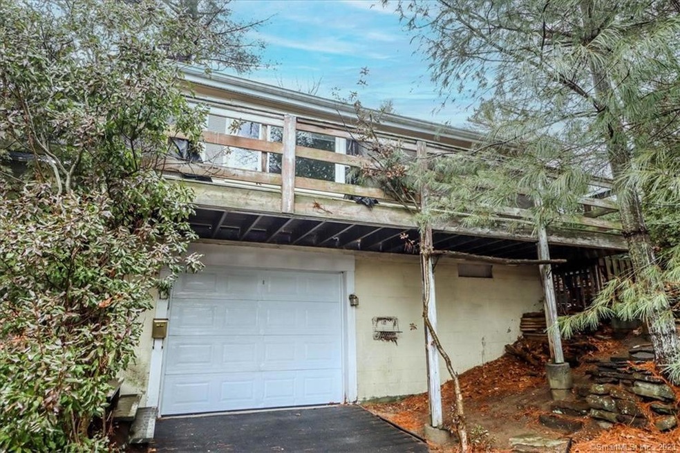 27 Wheeler Dr, Enfield, CT 06082 - photo 1