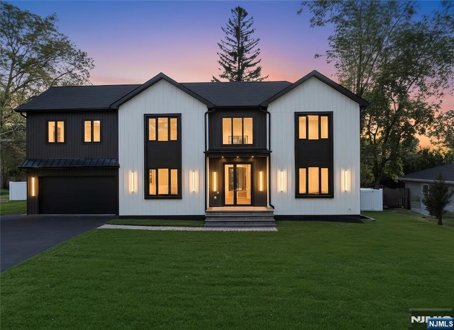 728 Closter Dock Rd, Closter, NJ 07624 - photo 1