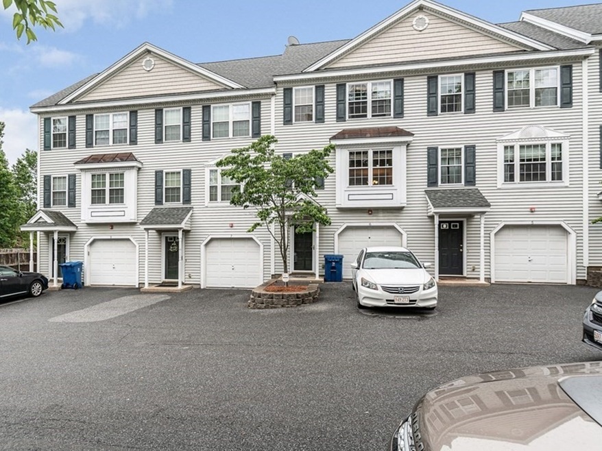 22 Ymca Dr unit 7, Lowell, MA 01852 - photo 1