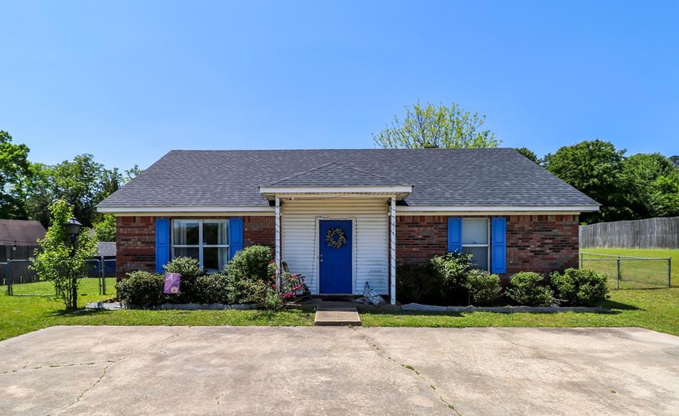 411 Beauregard Cir, Oxford, MS 38655 - photo 1