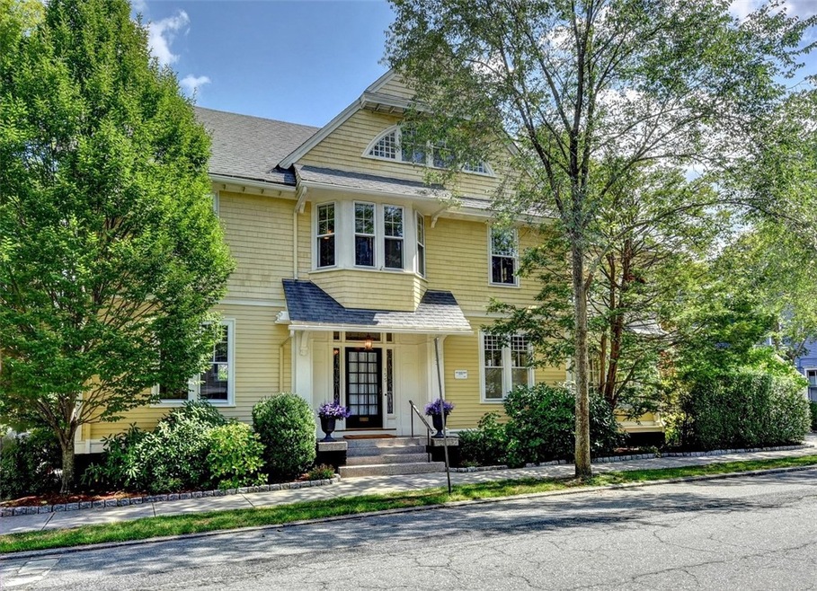 155 Brown St, Providence, RI 02906 - photo 1