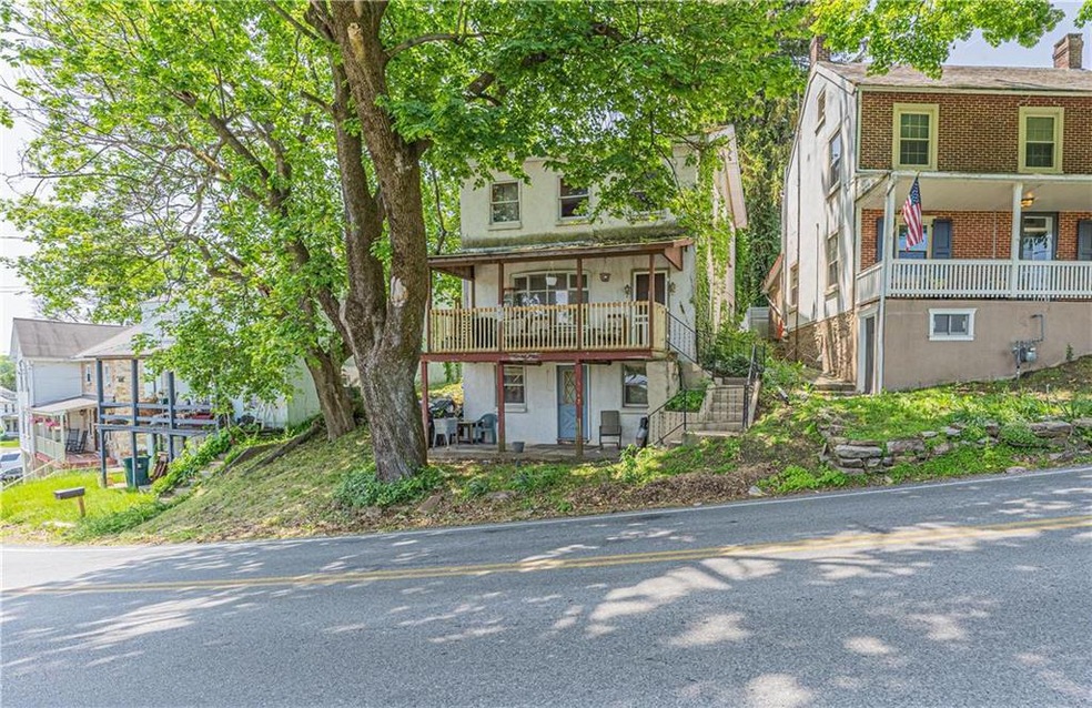 5942 Kings Hwy S, Zionsville, PA 18092 - photo 1