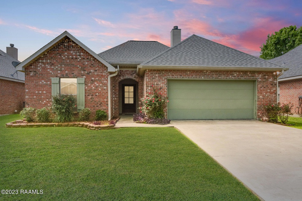 208-Harvest-Pointe-Circle-twilight