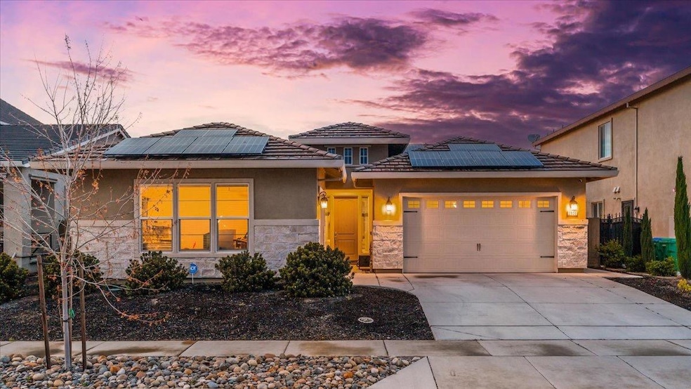 Sold $745,000 • Co-Listing Agent