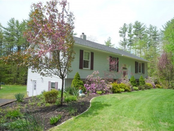 182 Mcmanus Rd, Wolfeboro, NH 03894 - photo 1