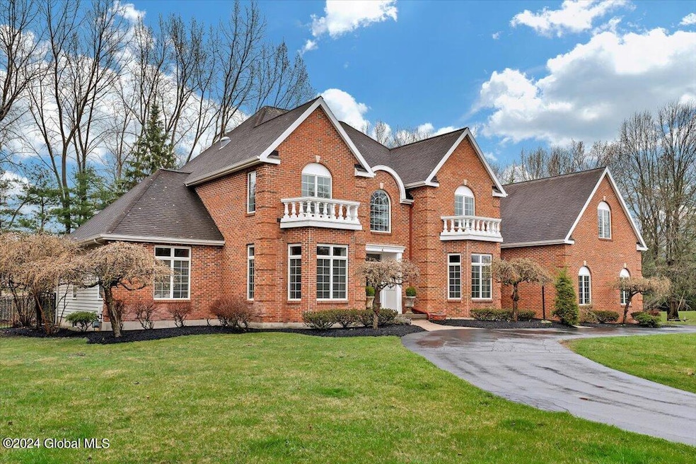 4 Shalimar Ct, Albany, NY 12211 - photo 1