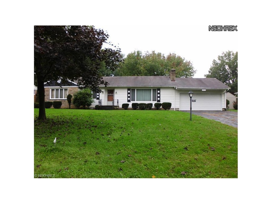 Welcome to 2934 Chamberlain Rd, Fairlawn OH!