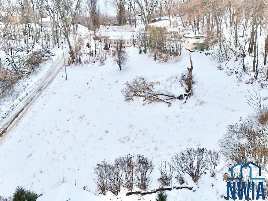 1125 1/2 Irene St, Sioux City, IA 51106 - photo 1