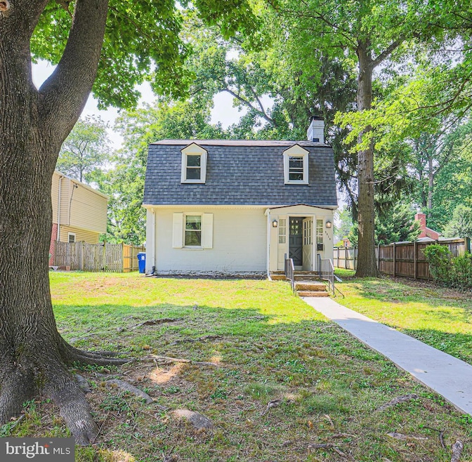 2815 Cheswolde Rd, Baltimore, MD 21209 - photo 1
