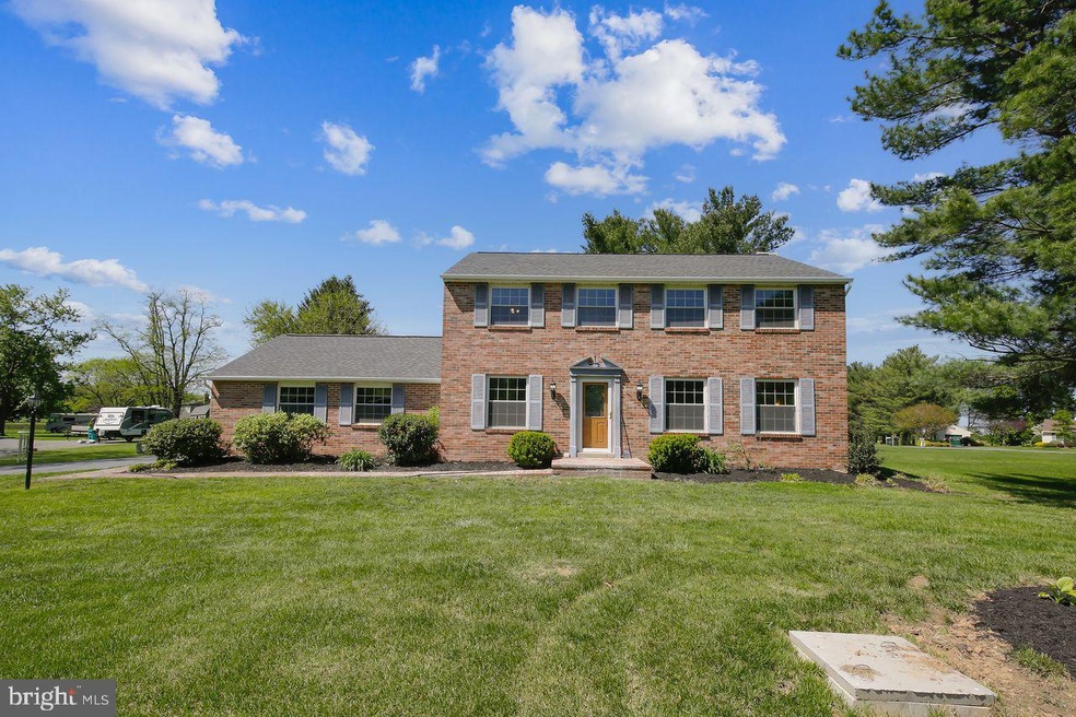 5830 Woodwinds Cir, Frederick, MD 21703 - photo 1