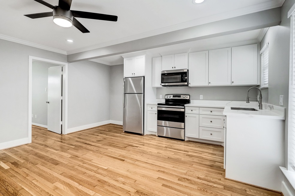 2023 Huldy St unit 3, Houston, TX 77019 - photo 1