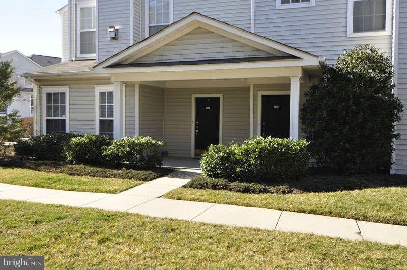 13101 Marcey Creek Rd unit 13101, Herndon, VA 20171 - photo 1