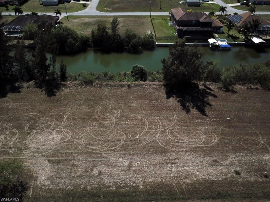 208 NE 18th St, Cape Coral, FL 33909 - photo 1