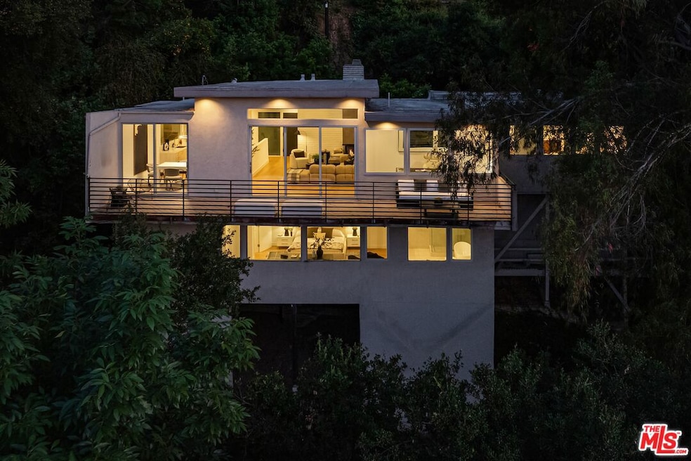 3564 Multiview Dr, Los Angeles, CA 90068 - photo 1