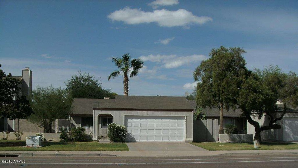 HouseFront1