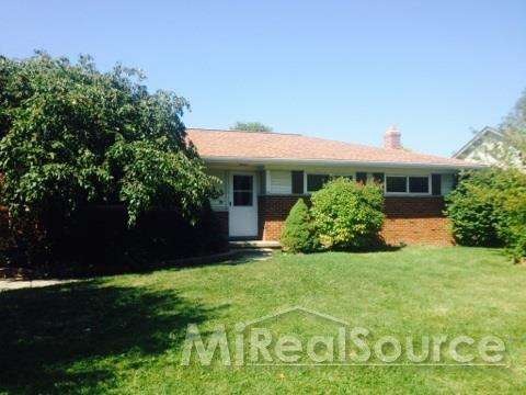 17035 Castle St, Roseville, MI 48066 - photo 1