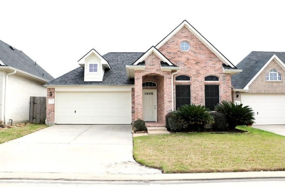 15914 Pleasant Green Cir, Tomball, TX 77377 - photo 1